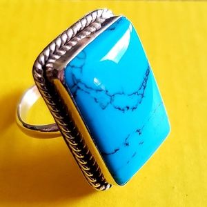 💙Gorgeous turquoise and silver ring, from Mexico.